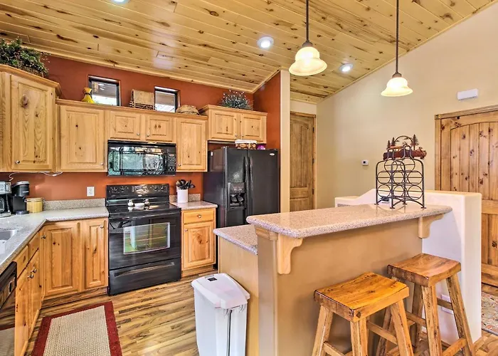 Ferienhaus Top-rated Torreon Community! Deck & Forest Views! *