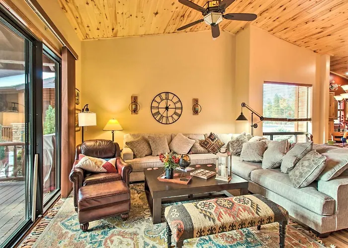 Ferienhaus Top-rated Torreon Community! Deck & Forest Views!