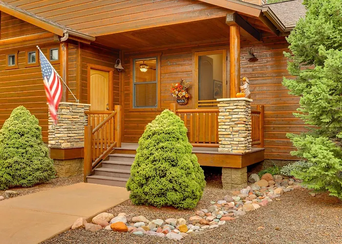 Top-rated Torreon Community! Deck & Forest Views! Holiday home Show Low